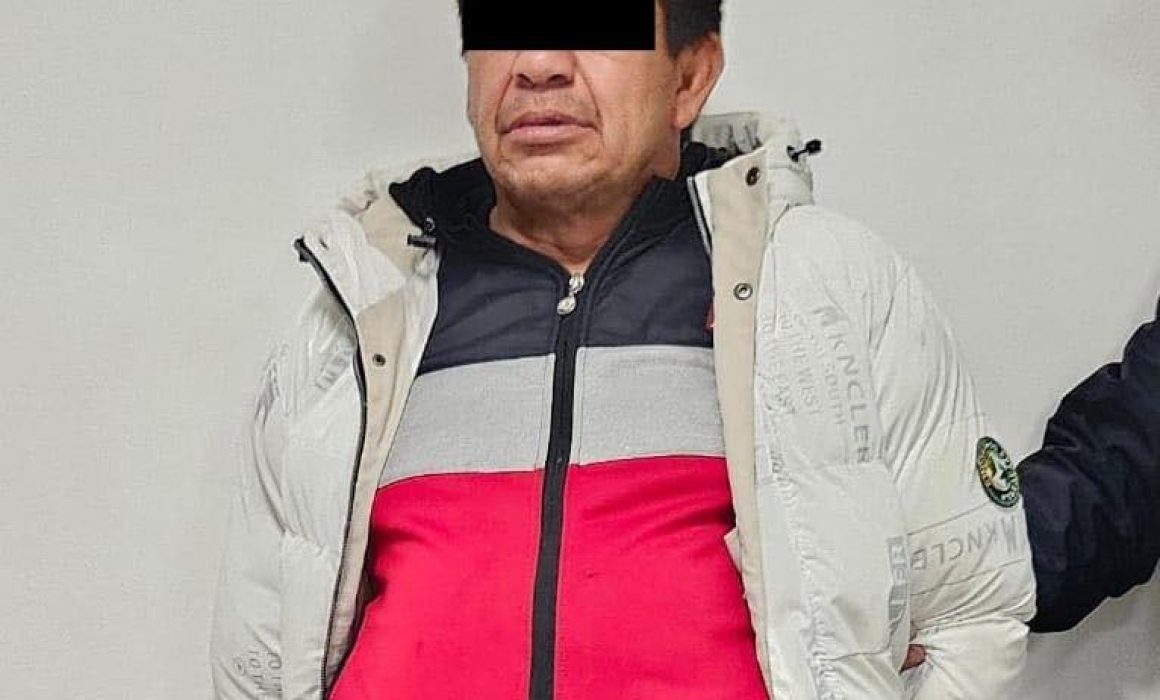 Capturan a presunto asaltante armado en tienda de conveniencia en Ecatepec, con antecedentes en múltiples robos