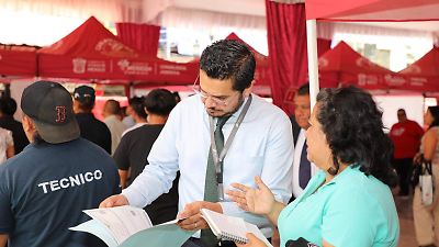 Caravanas en La Paz y Tenango del Valle ofrecen trámites gratuitos para regularizar viviendas y escrituras