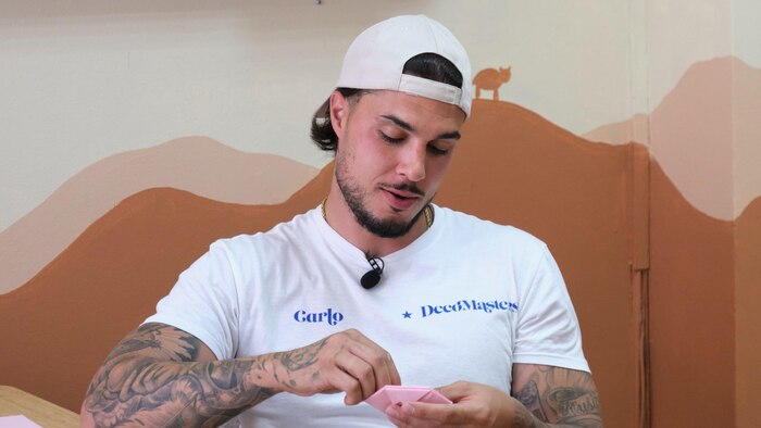 Carlo Costanzia revela en DecoMasters el bullying por la fama de su madre, Mar Flores