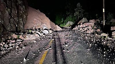 Carretera en Luvianos cerrada nuevamente por deslaves; 15 comunidades aisladas por las lluvias
