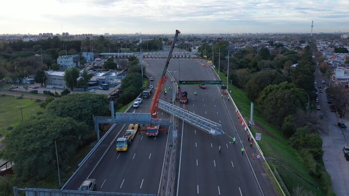 Cerradas temporalmente las autopistas 25 de Mayo y Perito Moreno para instalar sistema de peaje sin barreras