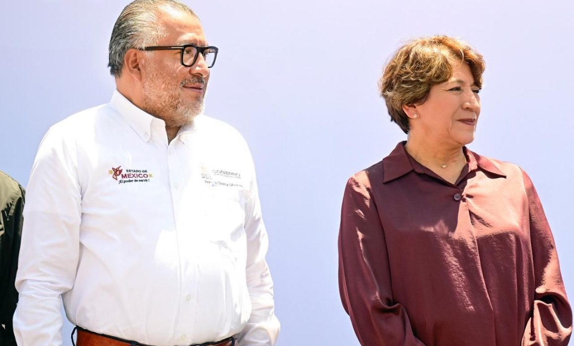 Chimalhuacán muestra su apoyo a Horacio Duarte y Delfina Gómez en acto oficial