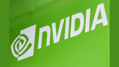 China llama a Nvidia por posibles vulnerabilidades en chips H20 para IA en medio de tensiones comerciales