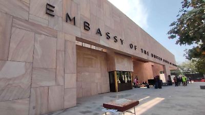 Cierre de gobierno en EU afectará redes de la Embajada en México y servicios consulares