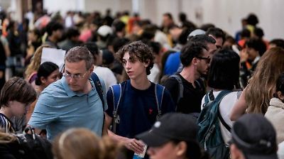 Cierre del gobierno en EE. UU. podría repetir crisis aérea de 2019 y causar graves retrasos