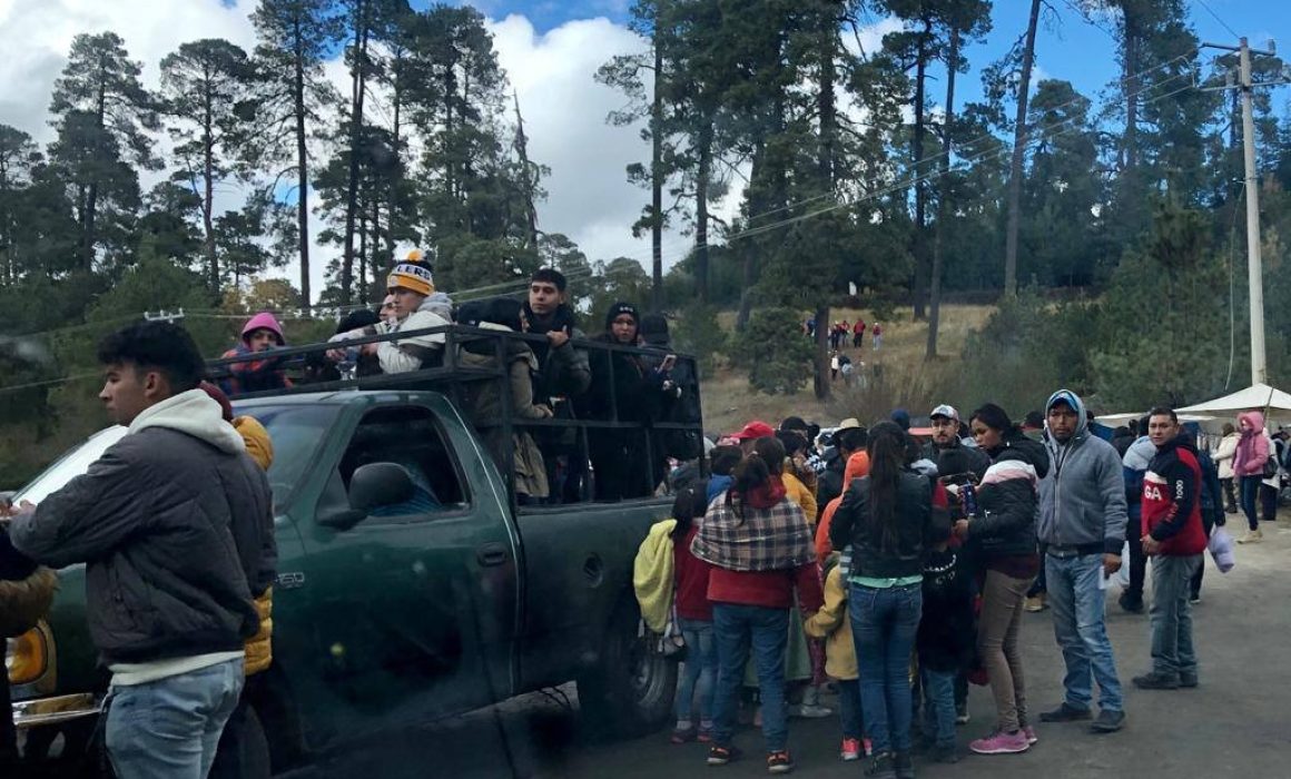 Cierre indefinido al acceso al Nevado de Toluca tras volcadura que dejó un muerto y 13 heridos