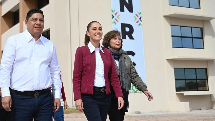 Claudia Sheinbaum amplía la Beca Gertrudis Bocanegra a estudiantes de la Universidad Nacional Rosario Castellanos en México