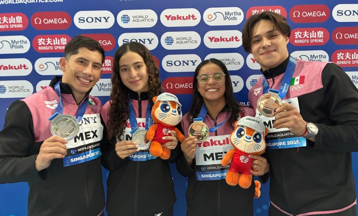 Clavadistas mexicanos conquistan medalla de plata en el Mundial de Singapur