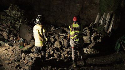 Colapso de barda y deslave en Ecatepec por lluvias causan daños en vivienda y mobiliario