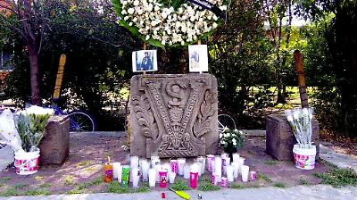 Colocan altar para recordar y despedir a los cinco universitarios muertos de la FES Cuautitlán 