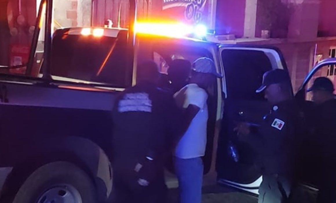 Conductor en estado de ebriedad atropella a varias personas en Huehuetoca y causa pánico