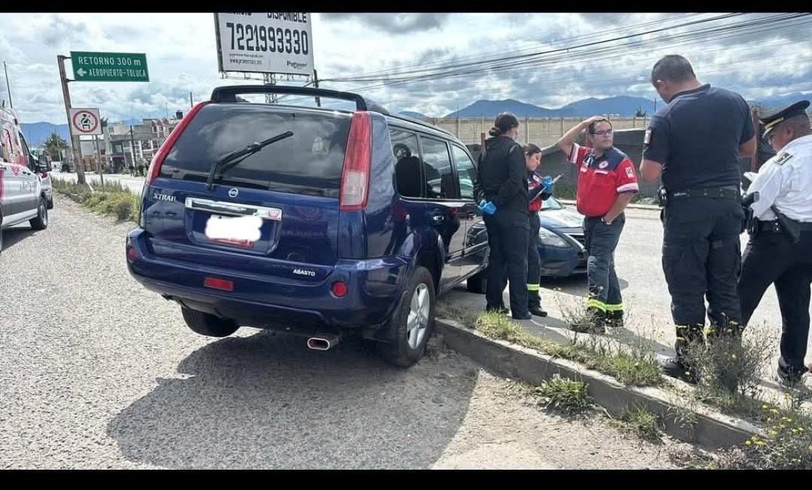 Conductor muere repentinamente en la Toluca–Naucalpan y provoca cierre parcial de la vialidad