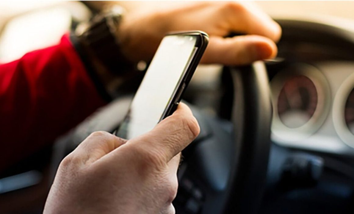 Conductores de Huehuetoca, en el ojo del huracán por manejar a exceso de velocidad y usar celular