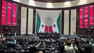 Congresistas enfrentan acusaciones cruzadas por reforma a la Ley de Amparo: ¿Retroactividad o modernización?