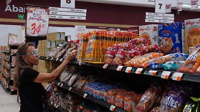 Consumo privado en México disminuye 1.3% en marzo, reflejando desaceleración