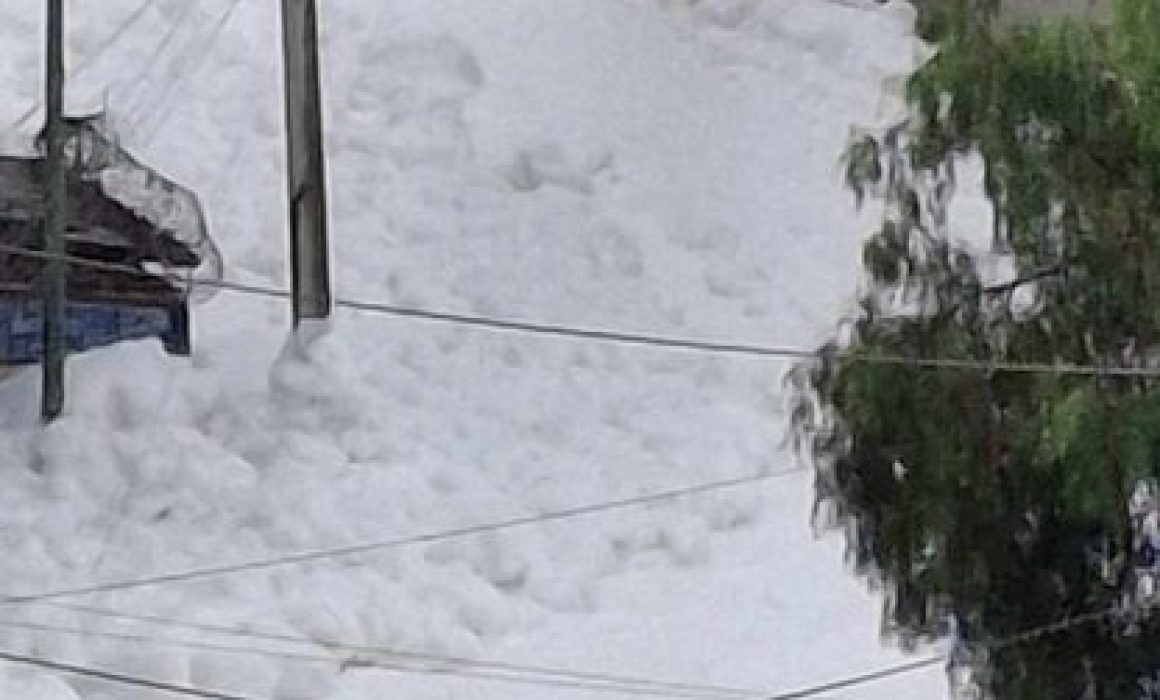 Contaminación y riesgo en Naucalpan tras desbordamiento del Río Verde y espuma tóxica