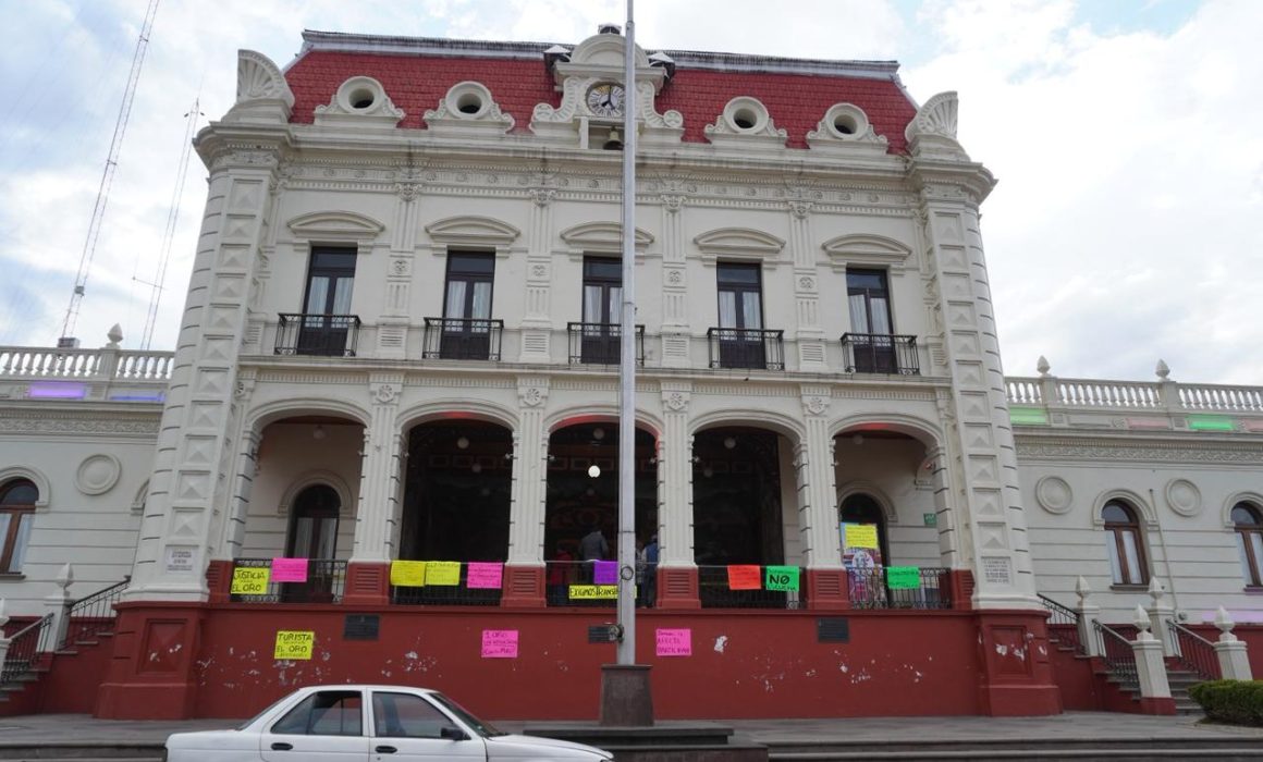 ¿Corrupta y ausente? Las denuncias que atormentan a Juana Díaz y el pueblo de El Oro