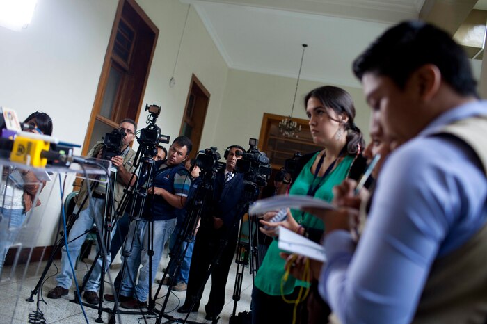 Costa Rica elimina penas de prisión por calumnia e injuria, impulsando la libertad de expresión en la región