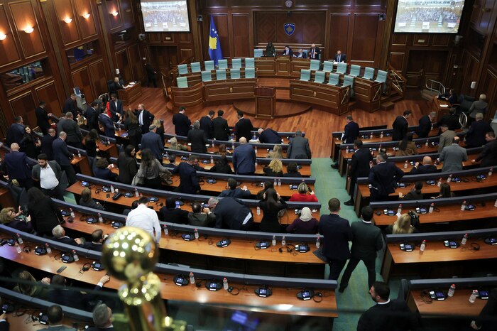 ¿Crisis en Kosovo? El Parlamento rechaza al gobierno y abre la puerta a elecciones anticipadas