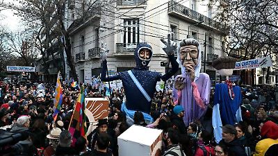 Cristina Fernández inicia su condena en prisión domiciliaria en Buenos Aires