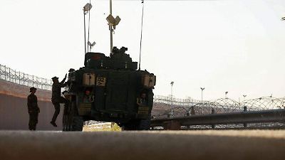 Cruces migratorios en la frontera EE.UU.-México alcanzan niveles históricos mínimos en junio