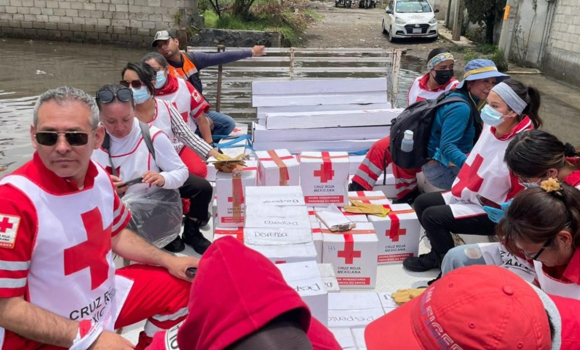Cruz Roja ayuda a damnificados de Atenco olvidados por políticos