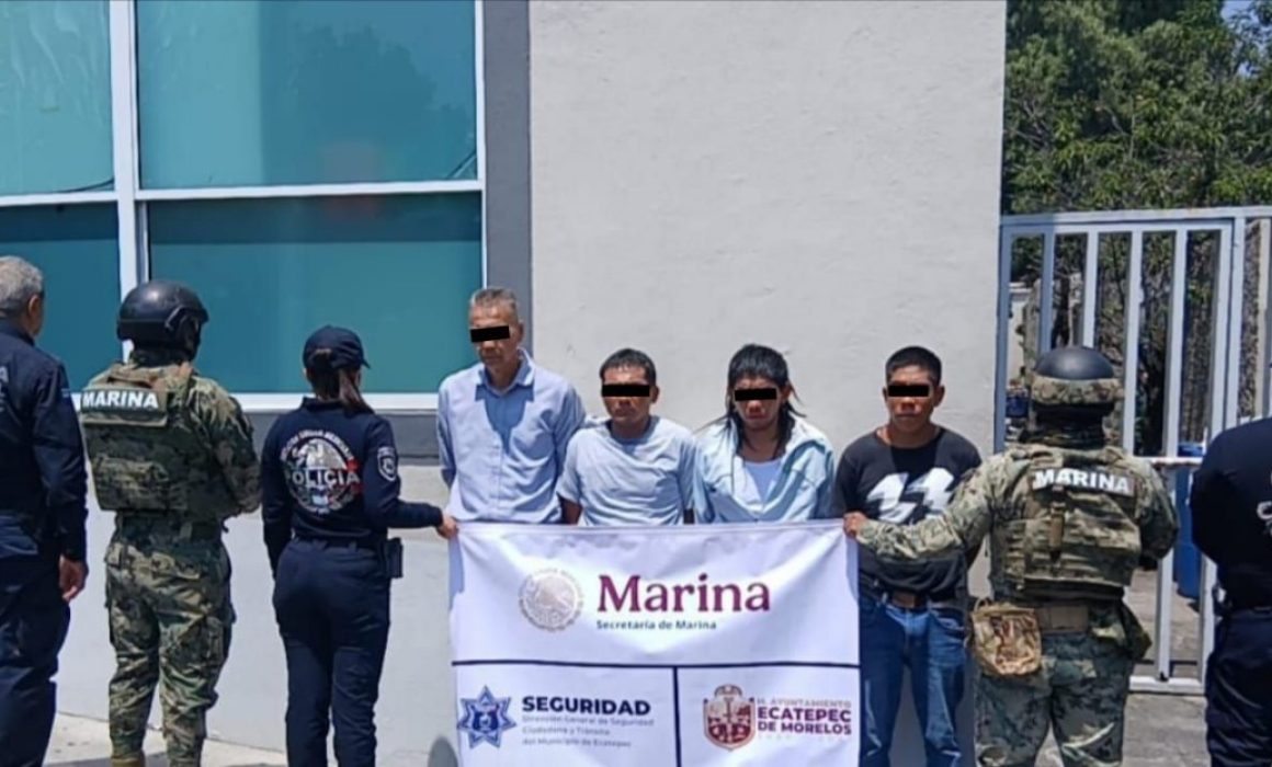 Cuatro detenidos tras asalto con armas en plaza comercial de Ecatepec