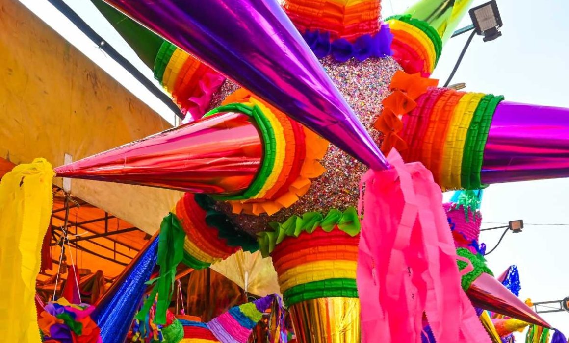 ¡Cuidado! Así se roba una piñata en Ecatepec, en plena aparente seguridad de Azucena Cisneros