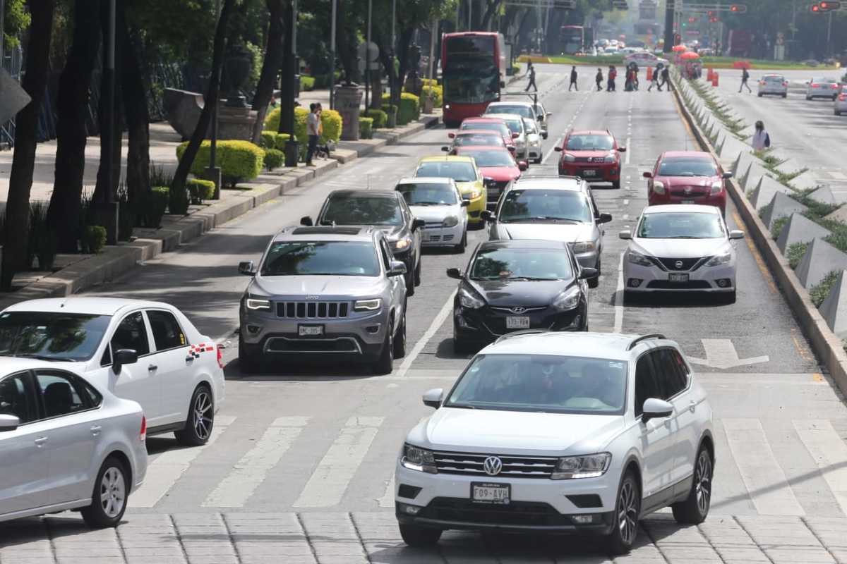 ¡Cuidado! Estos autos descansan en CDMX y Edomex este sábado 24 de enero 2026: ¿Tu coche corresponde?