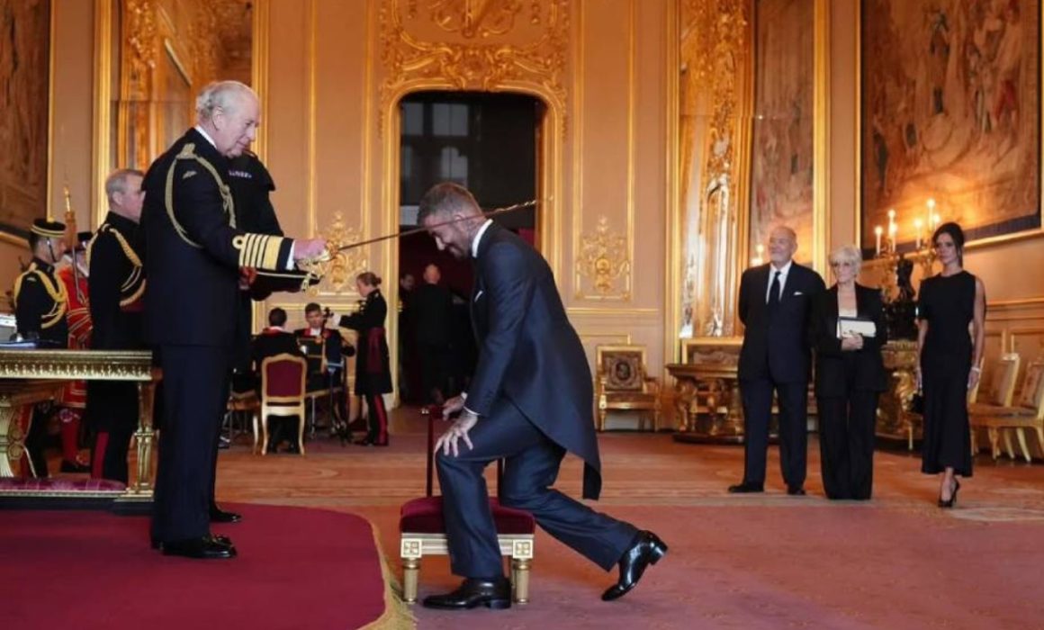 David Beckham recibe oficialmente el título de caballero en ceremonia real en Windsor