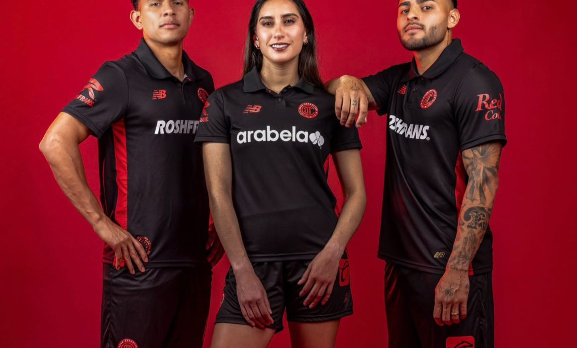 De gala: Toluca presenta su tercer uniforme, un diseño elegante y lleno de historia