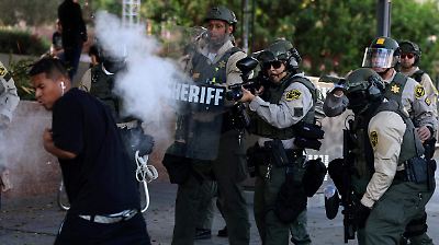 Decenas de detenidos en Los Ángeles enfrentan cargos por actos vandálicos durante protestas contra ICE