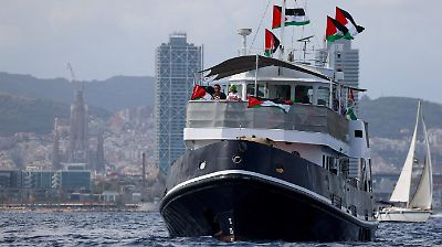 Denuncian ataque con drones a flotilla internacional que busca ayuda para Gaza frente a costas de Grecia