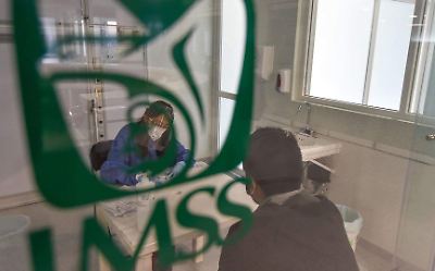 Denuncian irregularidades en el IMSS por altas y bajas fraudulentas en empresa de limpieza en Palacio de Gobierno