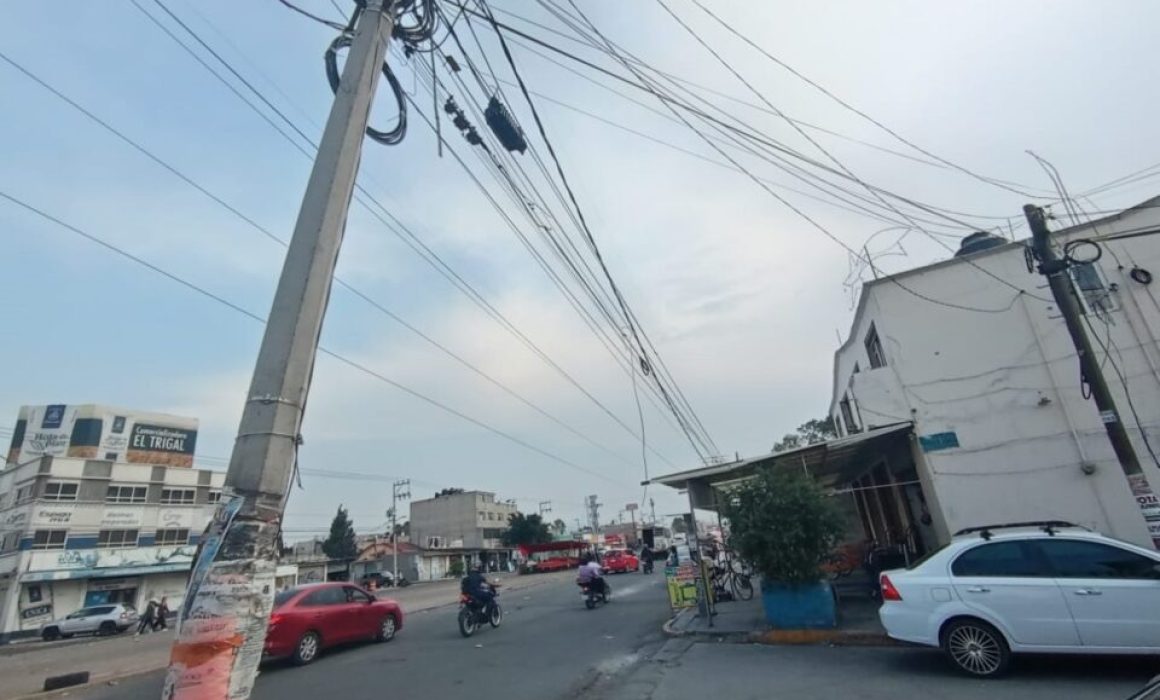 Denuncian pobres instalaciones eléctricas, vecinos de Chimalhuacán