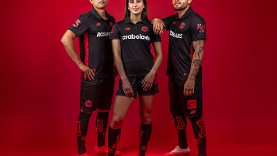 Deportivo Toluca Presenta su Elegante Uniforme Alternativo en Rojo y Negro