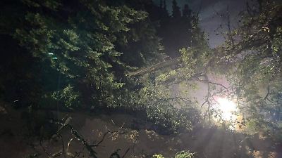 Derrumbe obliga al cierre total de la carretera Toluca–Tlazala en Otzolotepec