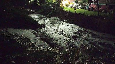 Desalojo preventivo en Naucalpan: tres familias afectadas por deslave tras fuertes lluvias