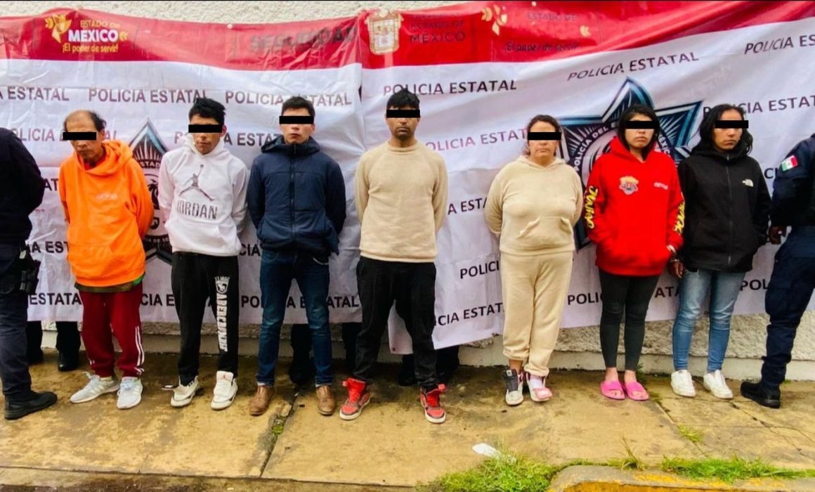 Desarticulada banda de robacoches en Tianguistenco tras persecución y allanamiento
