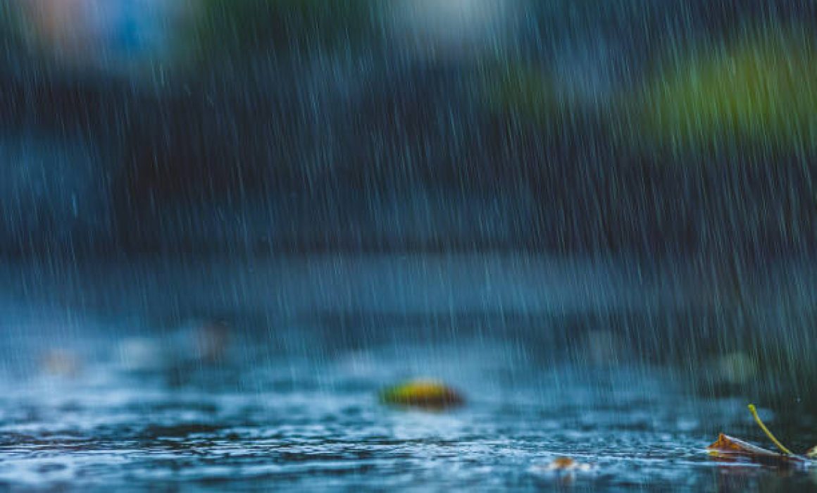 Desborde de la presa Dos Aguas en Chimalhuacán genera emergencia por lluvias intensas