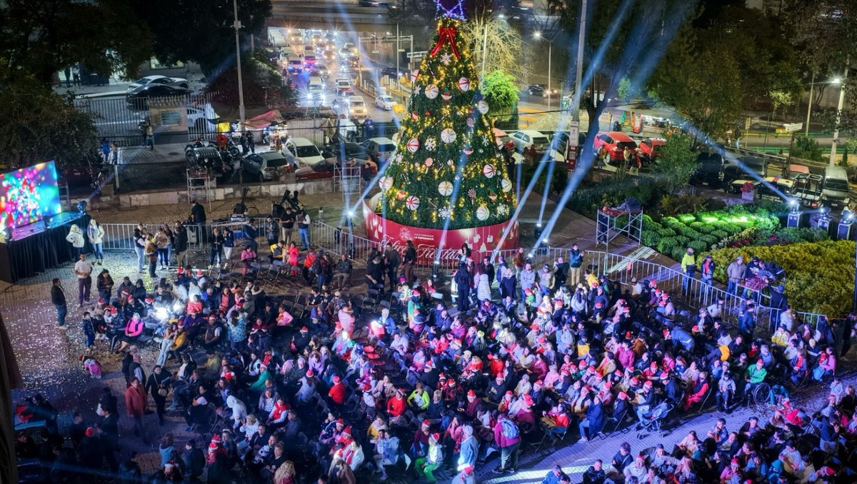Descubre cómo Isaac Montoya iluminó la Navidad en Naucalpan y San Francisco Chimalpa con magia, tradición y sorpresas