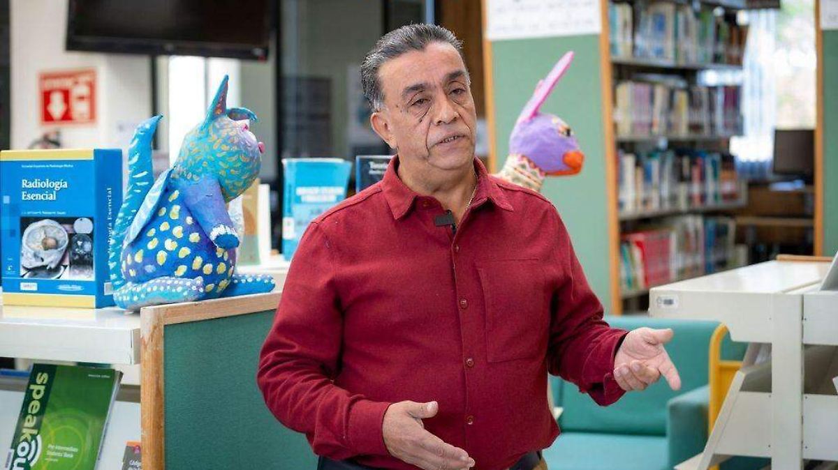 Descubre el legado de 38 años de un bibliotecario en el corazón del Centro Universitario UAEMex Zumpango