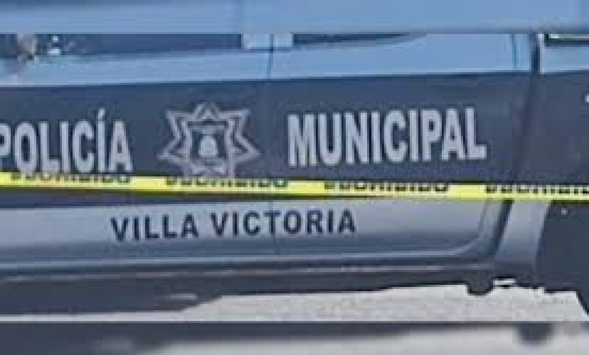 Deslave en camino de Villa Victoria pone en peligro a habitantes y escolares