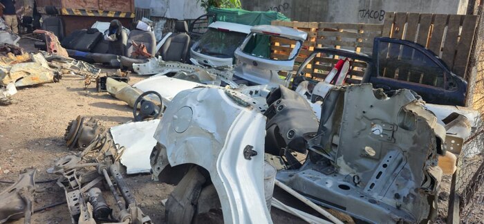 Desmantelan banda dedicada al robo y desguace de autos en José C. Paz