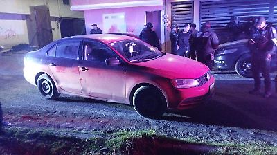 Detiene Policía de Toluca a cinco sujetos, recupera vehículos y autopartes robadas