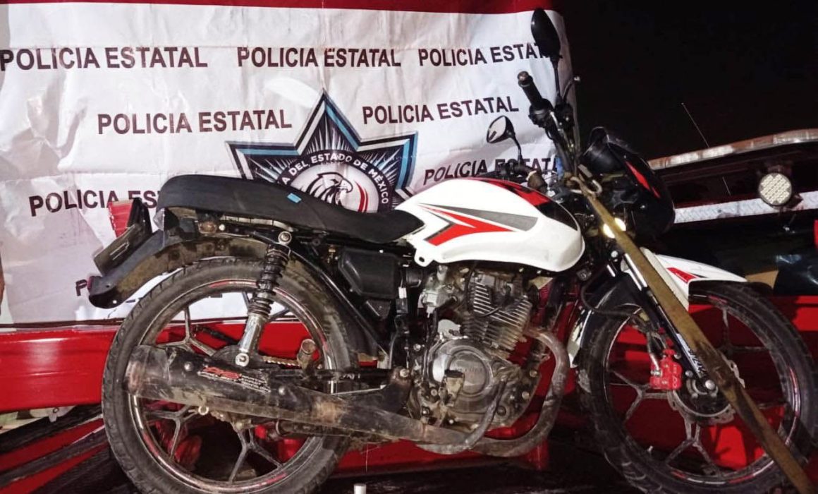 Detienen a cuatro personas en Tianguistenco por delitos de salud, armas y robos de autos