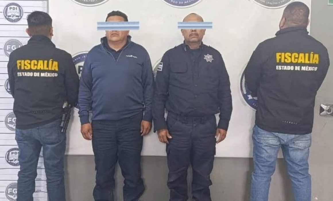 Detienen a dos agentes de Chalco por dejar escapar a un hombre armado bajo su vigilancia