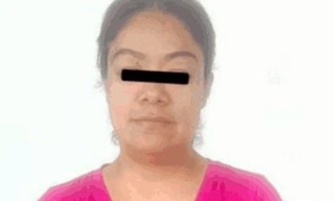 Detienen a mujer por extorsionar a repartidor en Nezahualcóyotl durante presunto intento de afiliación fraudulenta