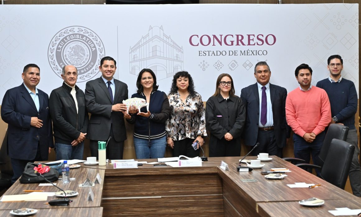 Diputados proponen que el alfeñique de Toluca sea declarado Patrimonio Cultural Inmaterial del Estado de México