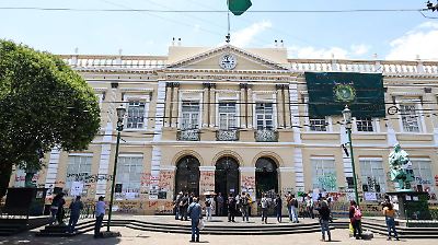 Dolores Durán renuncia a la Rectoría de la UAEMex y apoya a Maricruz Moreno Zagal